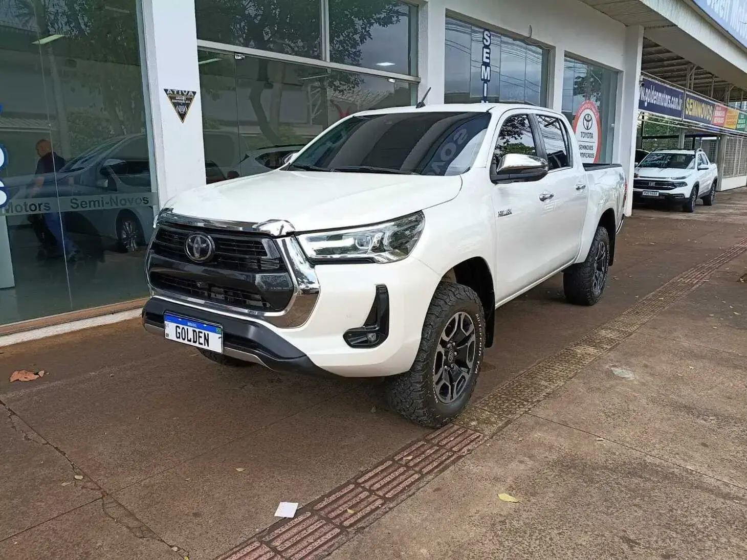 galeria HILUX