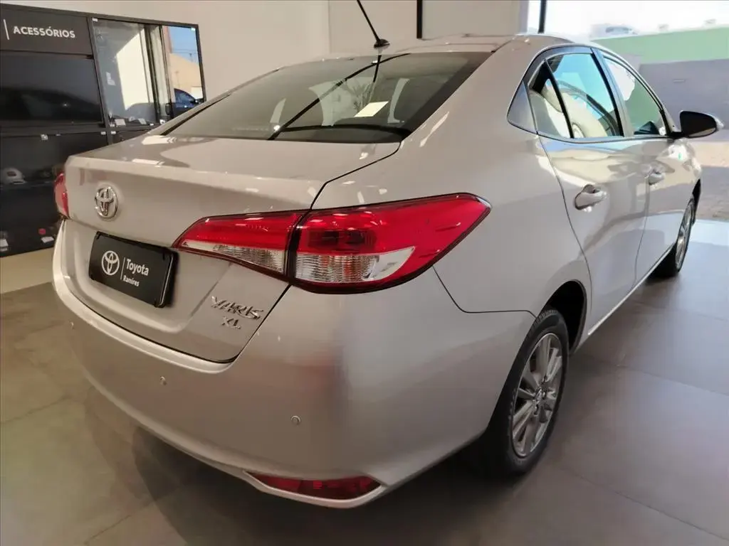 galeria YARIS