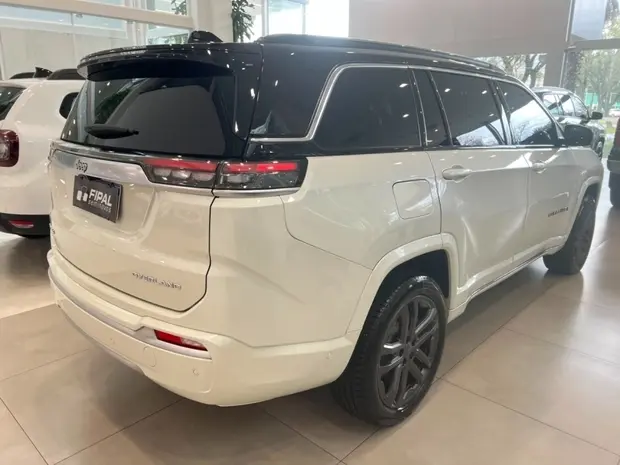 Jeep COMMANDER 2.0 TD380 TURBO DIESEL OVERLAND AT9