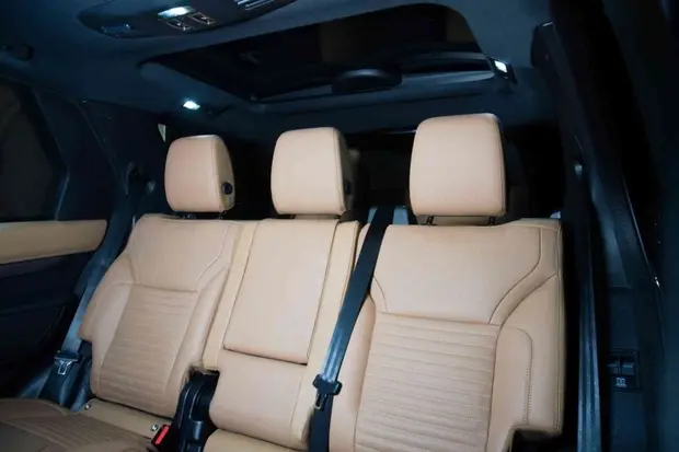 Land Rover DISCOVERY 3.0 D300 TURBO DIESEL MHEV METROPOLITAN EDITION AUTOMÁTICO