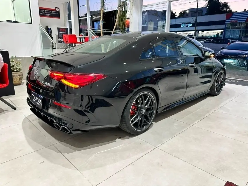 galeria CLA 45 AMG