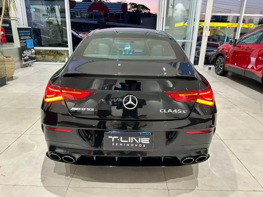 galeria CLA 45 AMG