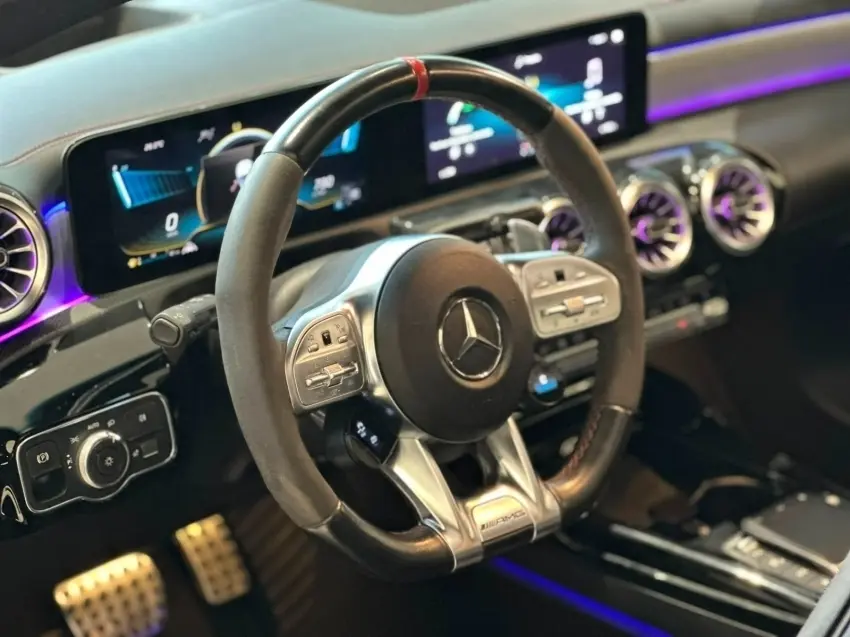 galeria CLA 45 AMG