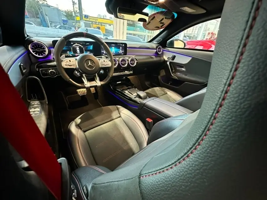 galeria CLA 45 AMG