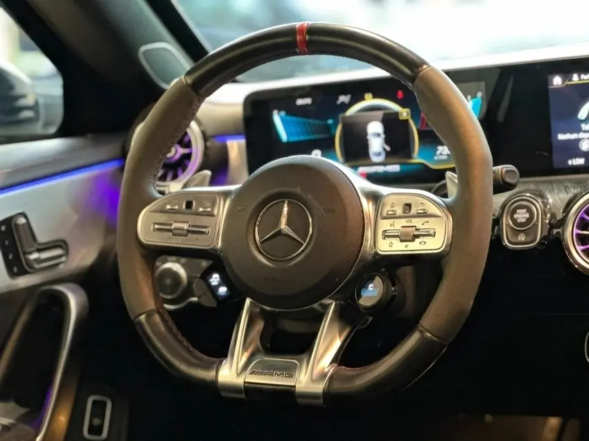 galeria CLA 45 AMG