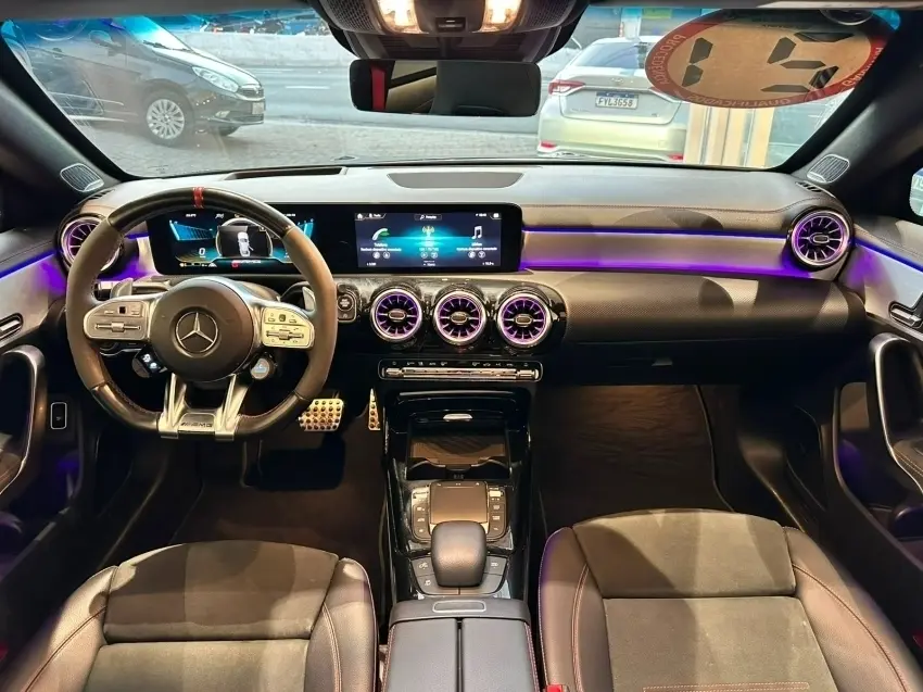 galeria CLA 45 AMG