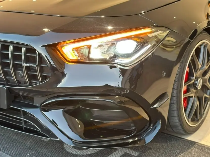 galeria CLA 45 AMG