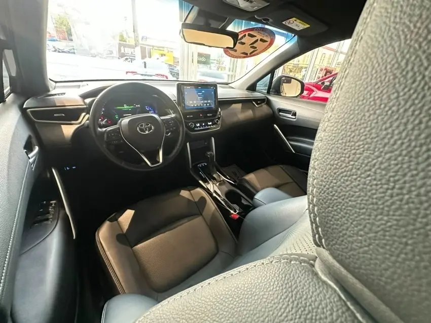 galeria COROLLA CROSS