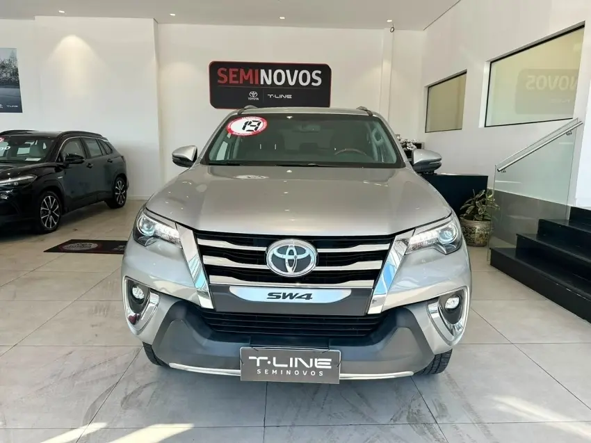 galeria HILUX SW4