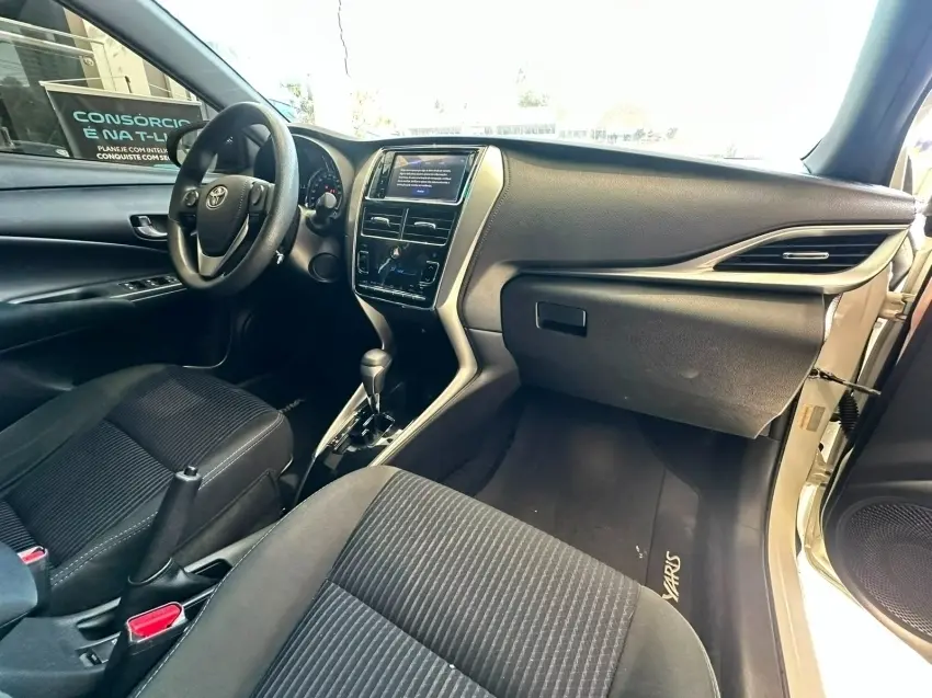 galeria YARIS