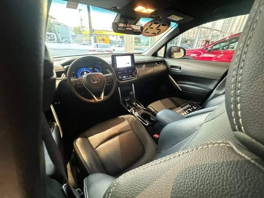 galeria COROLLA CROSS