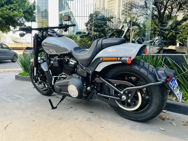 Harley Davidson FAT BOB FXFBS FAT BOB 114