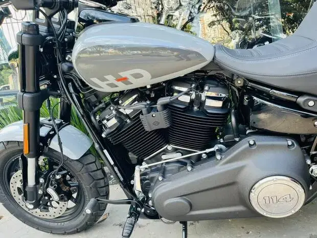 Harley Davidson FAT BOB FXFBS FAT BOB 114