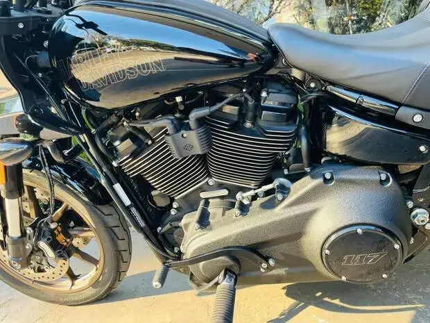 Harley Davidson Low Rider ST