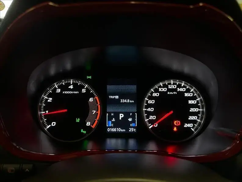 galeria ECLIPSE CROSS