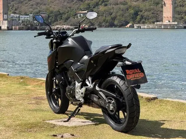 Honda CB 300F TWISTER CBS