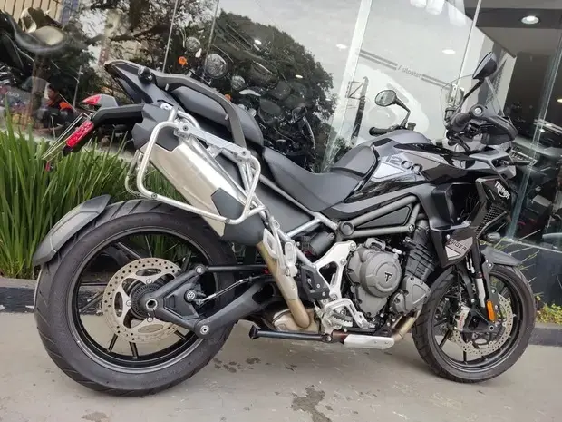 Triumph Tiger 1200 GT Pro