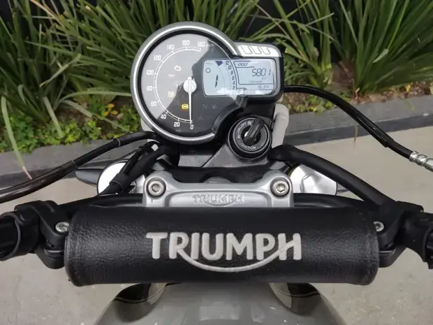 Triumph Scrambler 400 X ABS