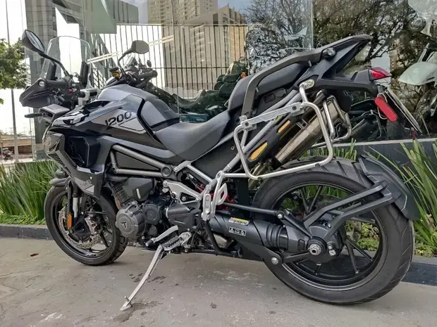 Triumph Tiger 1200 GT Pro
