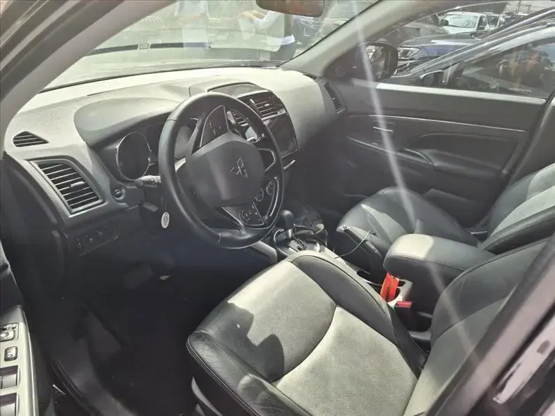 galeria OUTLANDER SPORT