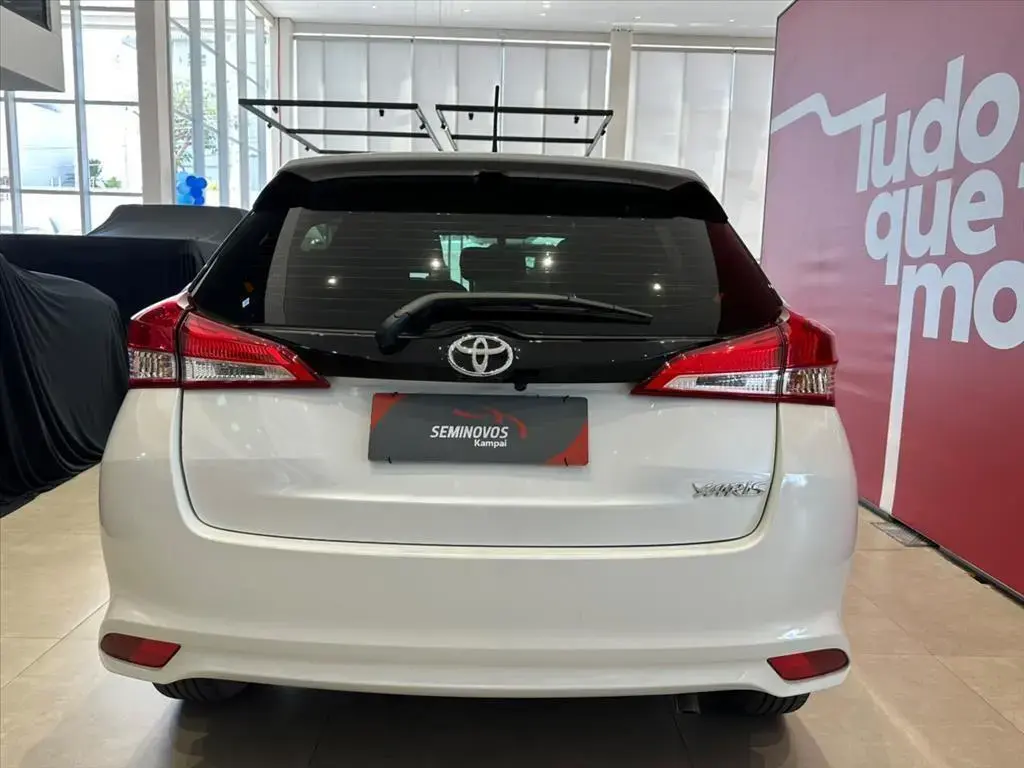 galeria YARIS