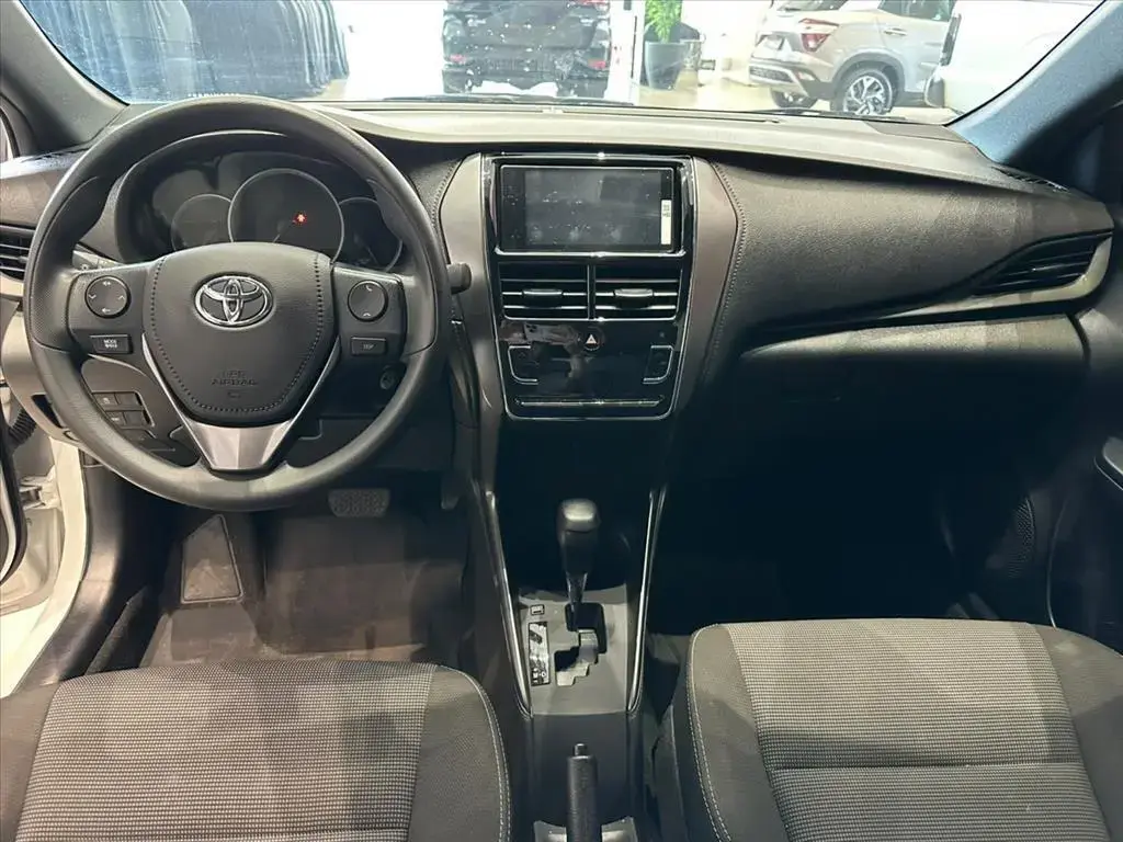 galeria YARIS