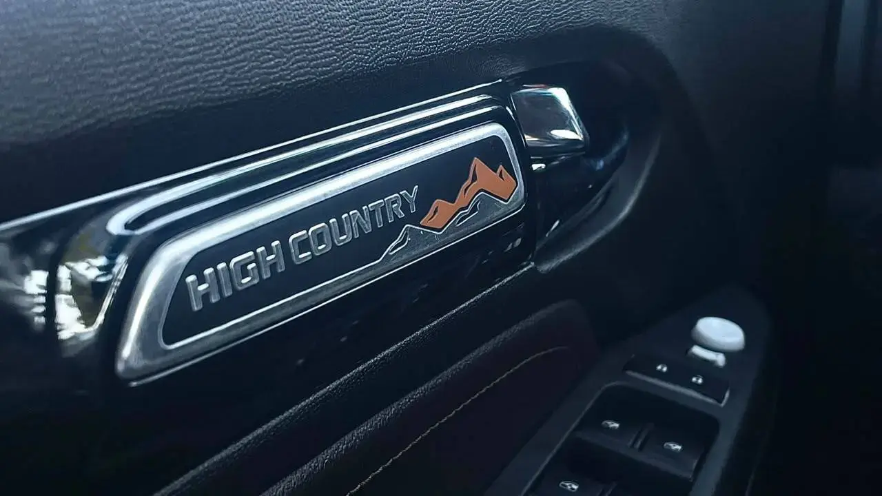 galeria S-10 HIGH COUNTY