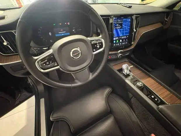 Volvo XC60 XC60 Ultimate AWD (Híbrido)