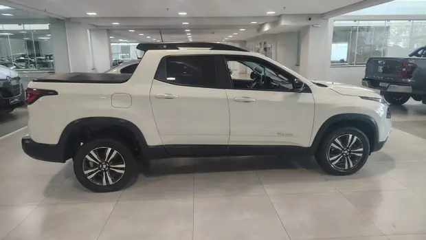 Fiat TORO 1.3 TURBO 270 FLEX FREEDOM AT6