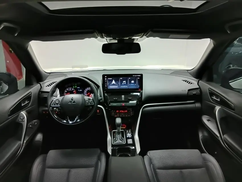galeria ECLIPSE CROSS