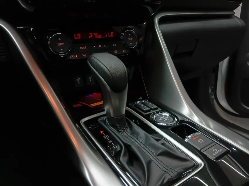 galeria ECLIPSE CROSS
