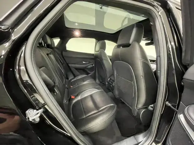 Jaguar E-Pace 2.0 P250 R-Dynamic S 4WD