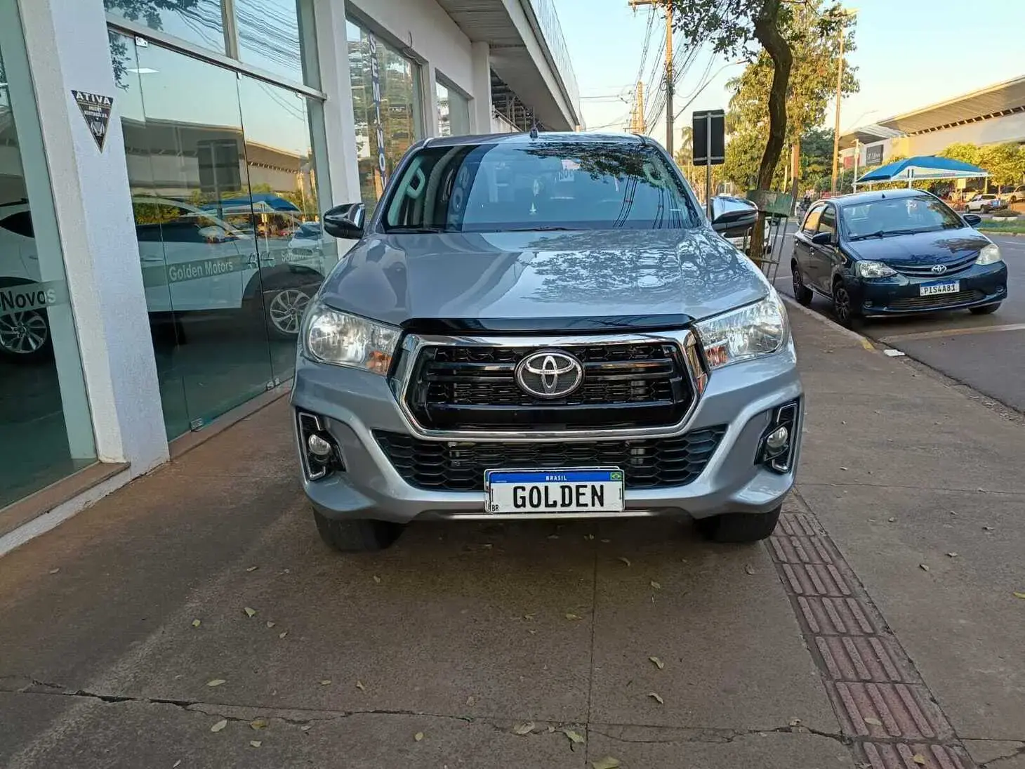 galeria HILUX