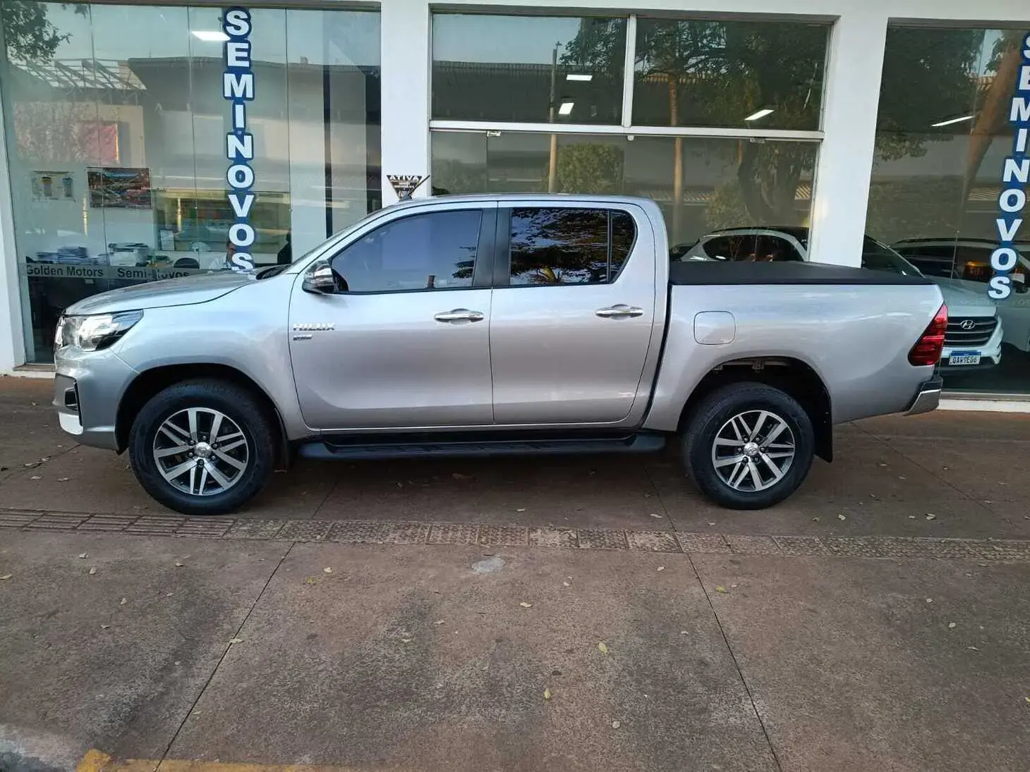 galeria HILUX