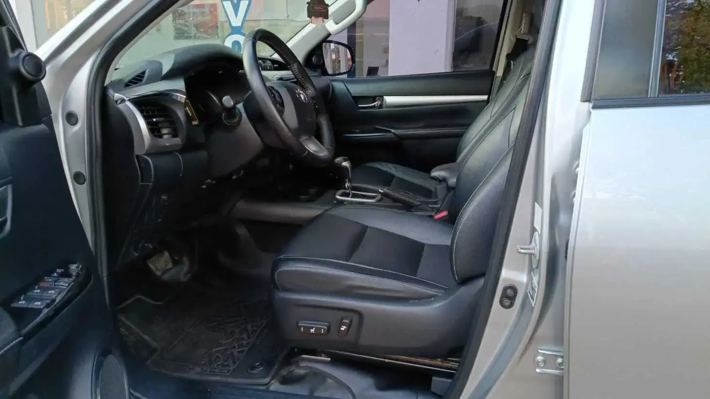 galeria HILUX