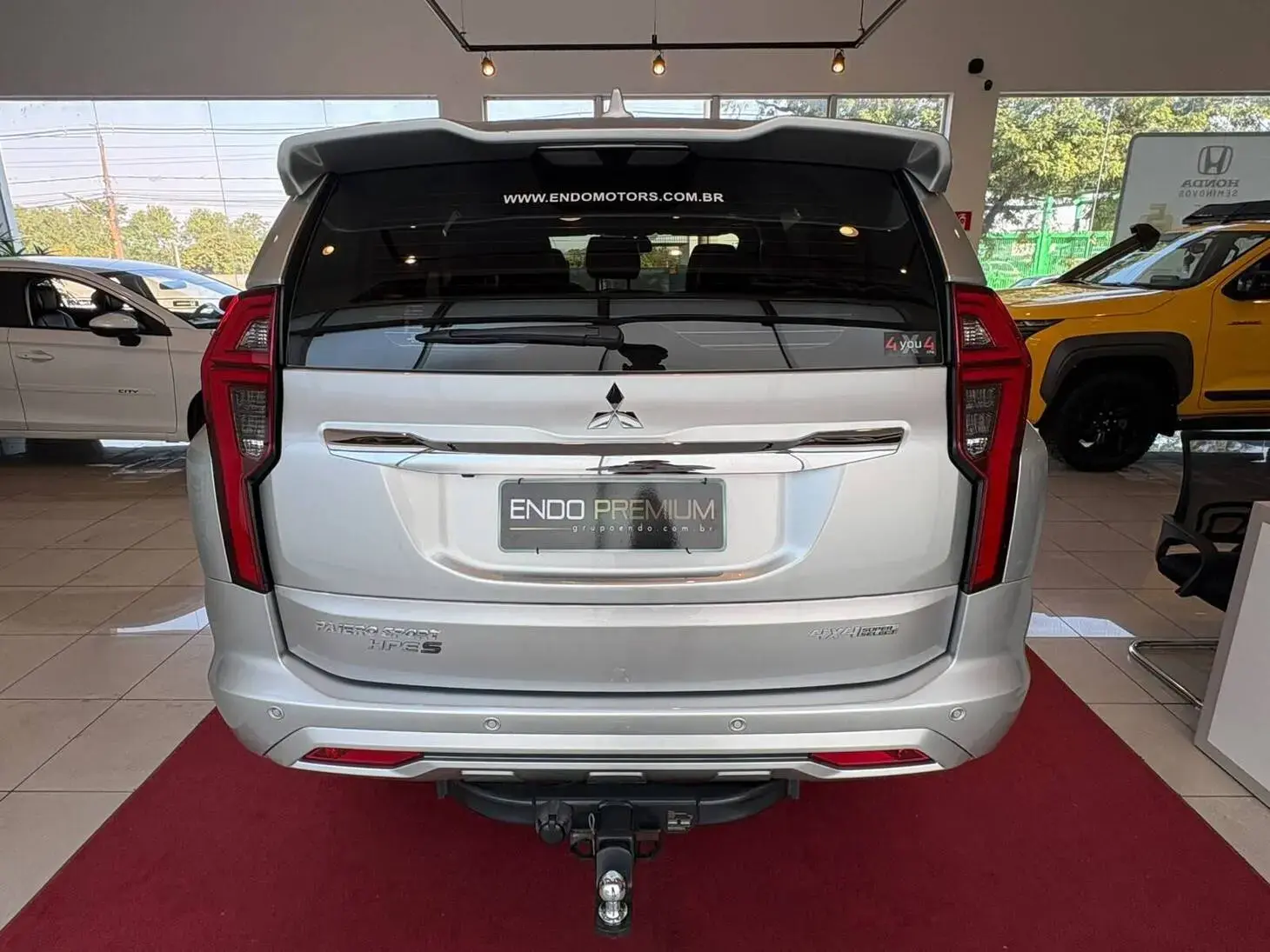 galeria PAJERO SPORT