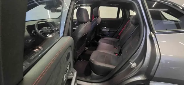 Mercedes Benz GLA 35 AMG 2.0 MHEV 4MATIC SPEEDSHIFT