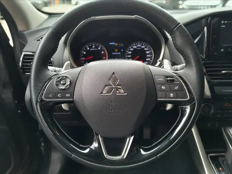 galeria ECLIPSE CROSS
