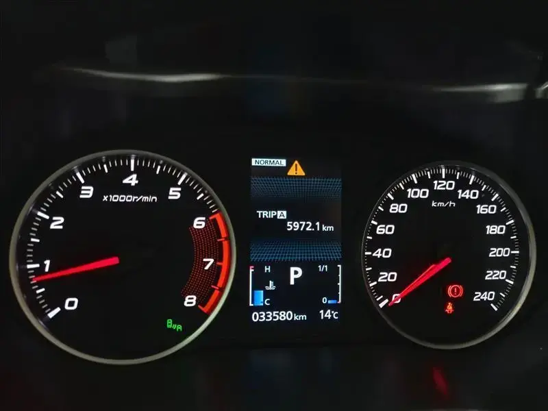 galeria ECLIPSE CROSS