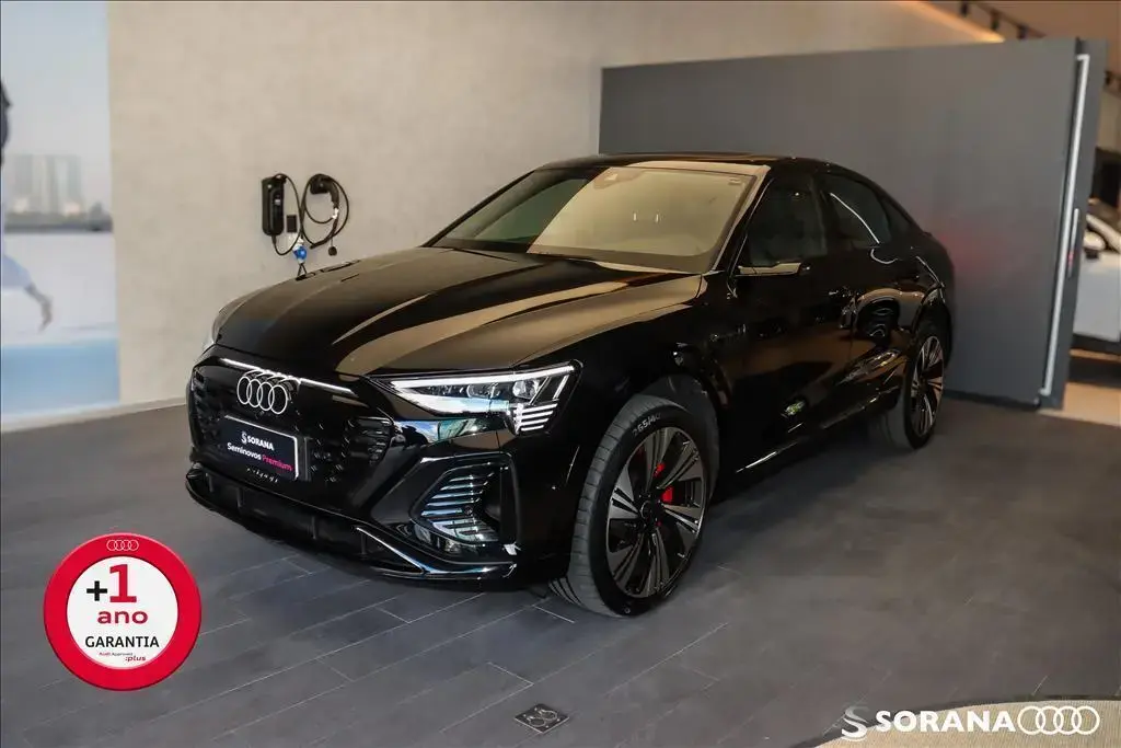galeria Q8 E-TRON