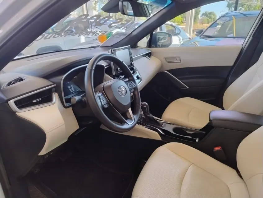 galeria COROLLA CROSS