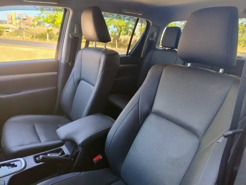 galeria HILUX