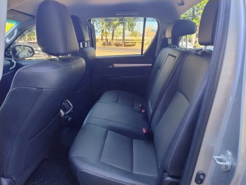 galeria HILUX