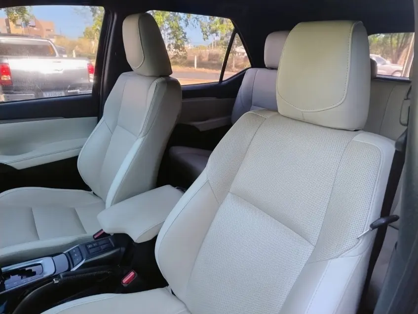 galeria HILUX SW4