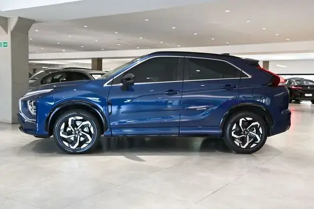 Mitsubishi Eclipse Cross HPE-S