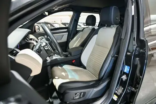 Land Rover Discovery Sport SE R-Dyn 2.0 Si4 Flex
