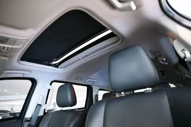 Mitsubishi Pajero Sport HPE-S 2.4