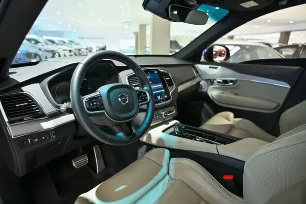 Volvo XC90 R-Design 2.0 (Híbrido)