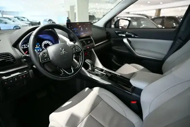 Mitsubishi Eclipse Cross HPE-S