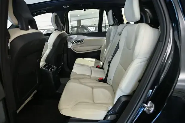 Volvo XC90 R-Design 2.0 (Híbrido)